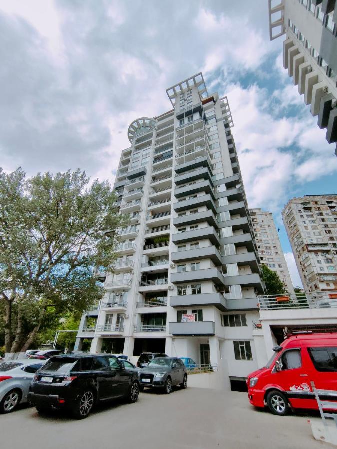 Tbilisi Apartment Tennis Court المظهر الخارجي الصورة