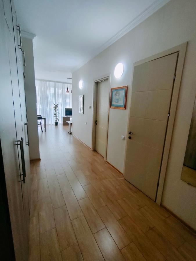 Tbilisi Apartment Tennis Court المظهر الخارجي الصورة