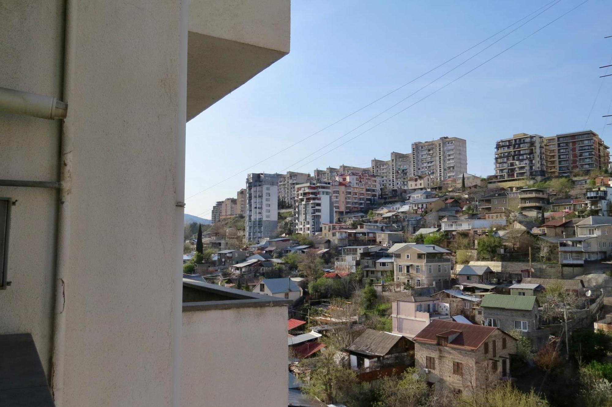 Tbilisi Apartment Tennis Court المظهر الخارجي الصورة
